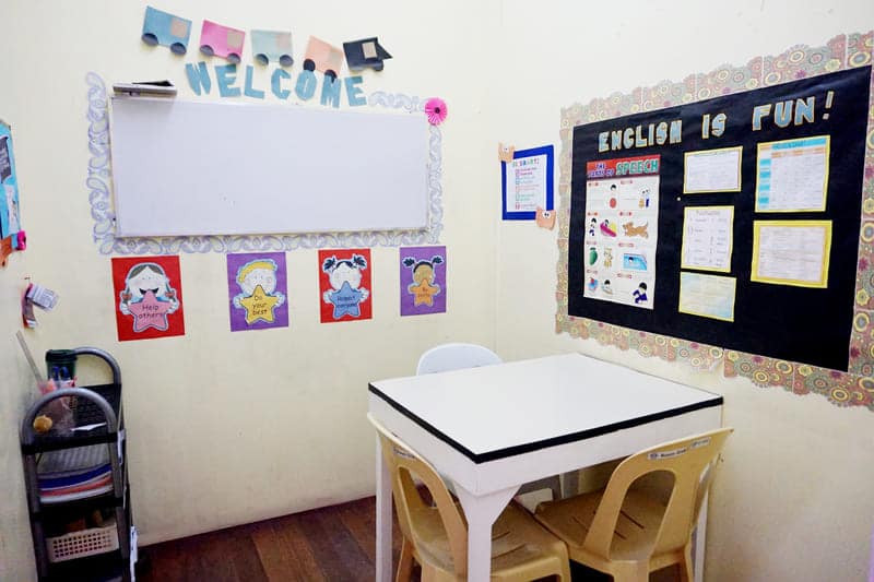 E-MO語言學校-一對一教室