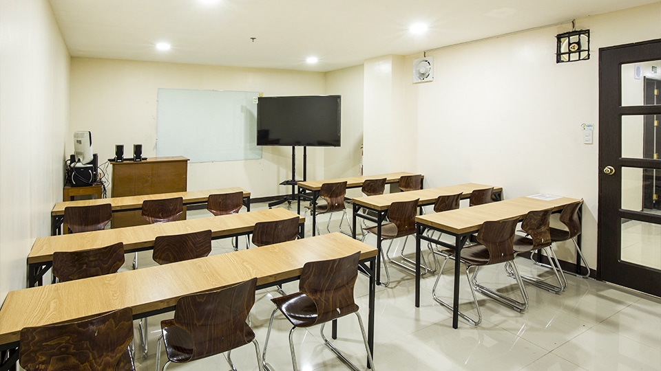 PINES語言學校MAIN校區-團體課教室